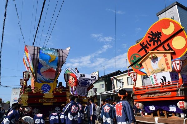 町じゅうに響く威勢のいい掛け声 19年岩瀬曳山祭 観光とやまねっとブログ 町じゅうに響く威勢のいい掛け声 19年岩瀬曳山祭 観光とやまねっとブログ