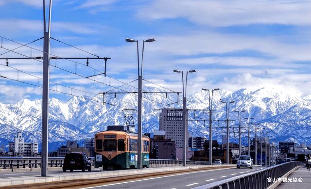 富山の誇る美しい風景を壁紙にどうぞ フリーweb壁紙差し上げます 観光とやまねっとブログ