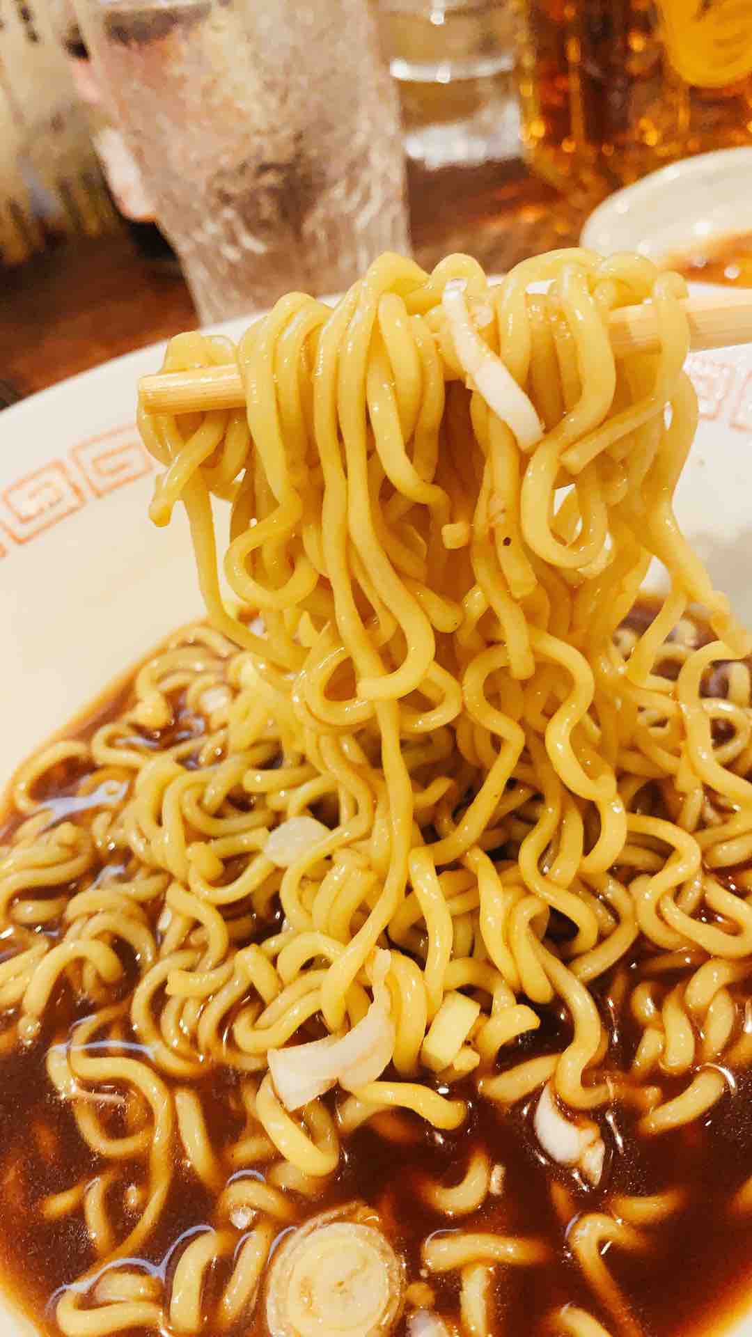ヤクルト 地域限定ラーメン 富山ブラック とやもん 男の昼ごはん