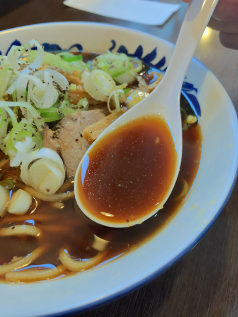 127ea13c.jpg