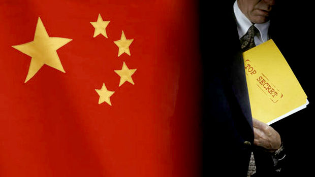 【英国】中国人記者3人をスパイと見なし国外追放!