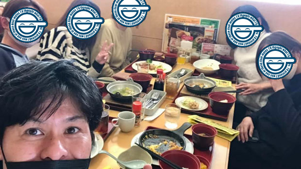立憲・柚木議員、5人以上で会食、笑顔でピース写真投稿