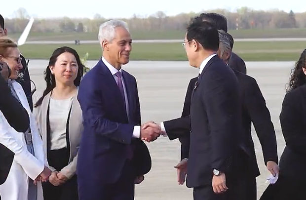 【動画】岸田首相、国賓待遇で公式訪問も米国要人の出迎えなし。あのダメ大使だけ…
