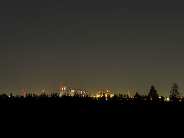 夜景と月 さいたま新都心方面と富士山方面を望む 新発見 さいたま の風景写真ブログ