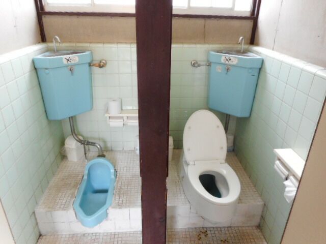 和式改造便器とは?「TOTO・INAX」製品の解説 : TOYOの旅行と 和式改造便器とは?「TOTO・INAX」製品の解説 : TOYOの旅行と