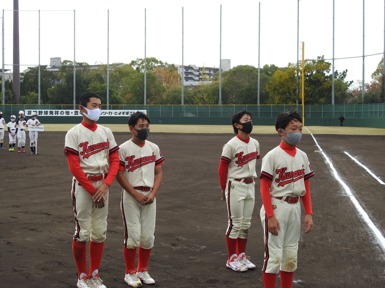 第43回豊中市秋季少年野球大会 試合結果 閉会式 豊中市少年野球連盟 第43回豊中市秋季少年野球大会 試合結果 閉会式 豊中市少年野球連盟