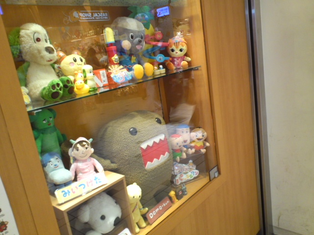 東京キャラクターストリートに行ってみた W ノ りんごのブログ園