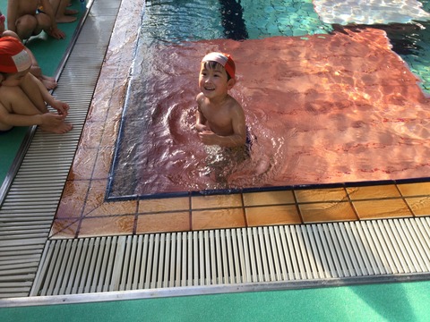 E07CFEA3-CE15-4209-B2ED-6F2C425CB831