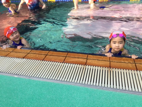 CD54BBD8-E940-4F04-BD9D-45689208DF17