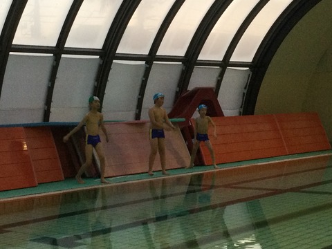 95C9FBC9-B970-470A-A1C5-DA7C3BEC33BC