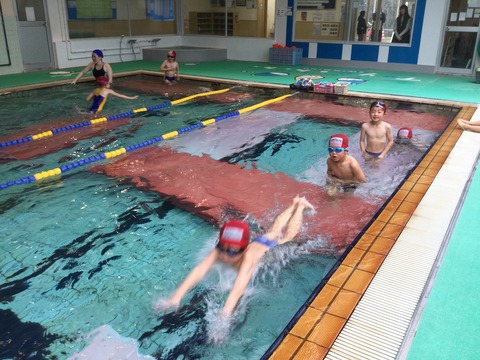 E0288EB7-104D-41E4-AE97-F1E026186348