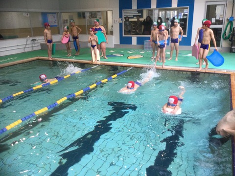 CB325AF9-5FD8-42CE-B837-7D7A57466B84