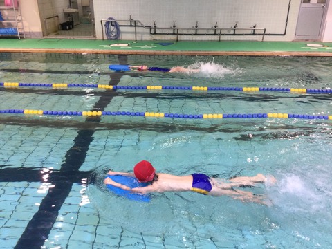 F465B8D5-9C63-4DE5-8BAA-112C2AE2E144