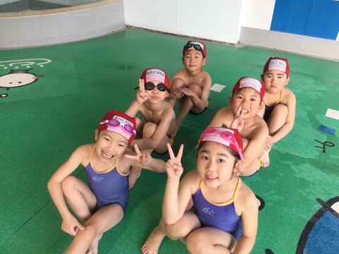 C5F147B8-5399-4E8B-908F-E982FD9E9C1E