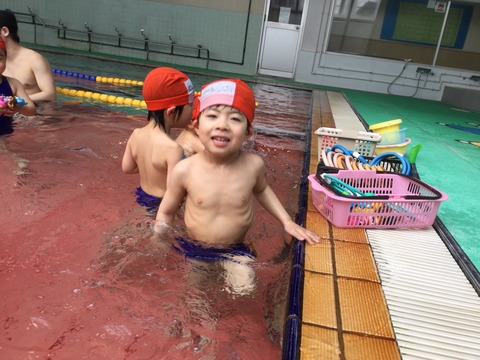 1EE682DD-4AC6-4D57-BC20-5849FA0FDF37