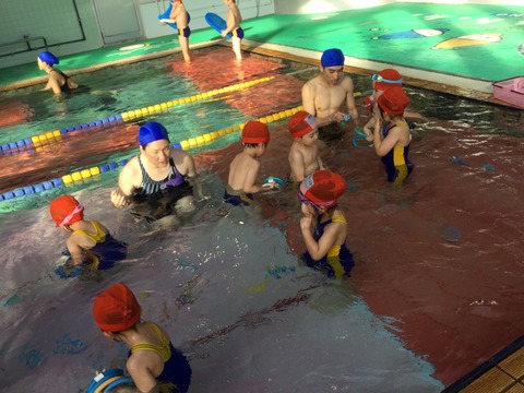 47120272-59DD-4A9C-BB53-8711028EEA55