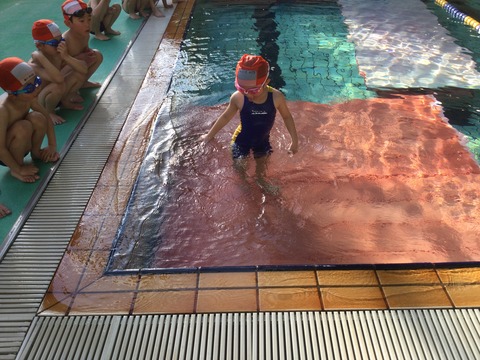 D4173D0B-33E7-4B28-9AFE-300D60548F15