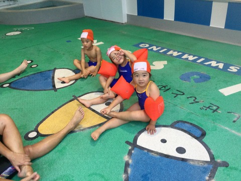 67B0F628-36E2-4C75-B1E1-07C4B3E1B82A