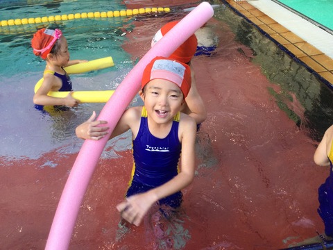 C7F87555-76AF-4920-B039-86D3B1D35CF3