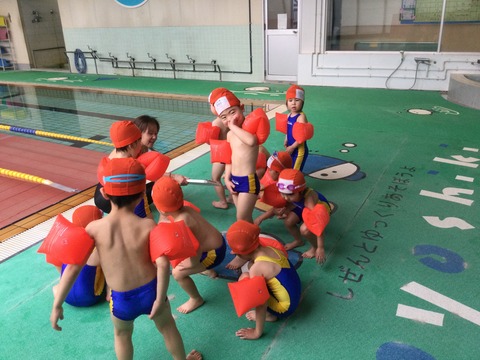 262B0808-FEF2-44FB-BB23-03BE288745A4