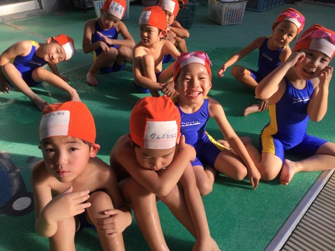 0707408B-F2D9-4F98-BF2A-33DA7A00F761