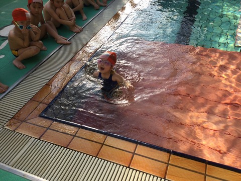 9F789335-1BC8-45F5-87A6-DFCB0D73F8D4