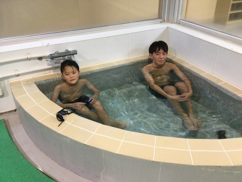 2B57D1E7-CAE2-478F-A837-7F17D45D8208