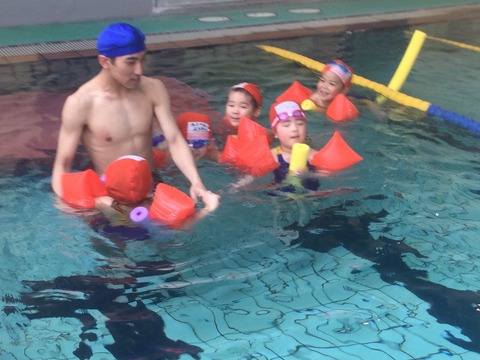 99FA9581-02BE-4C55-8EA8-F1273707E133