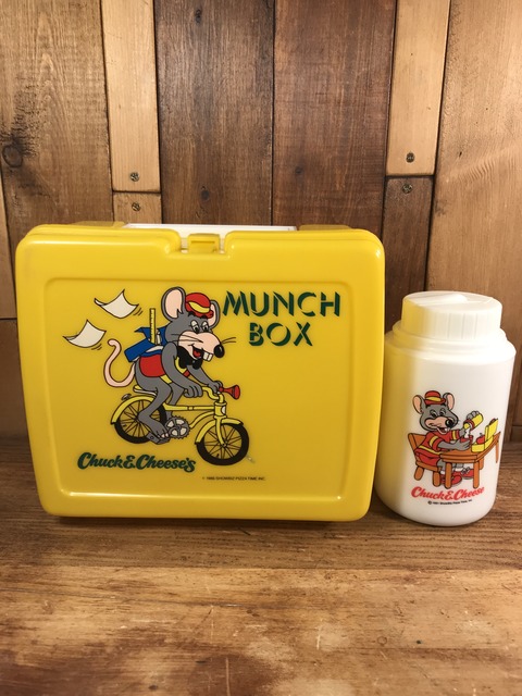 Vintage Chuck E Cheese's Munch Box (1)
