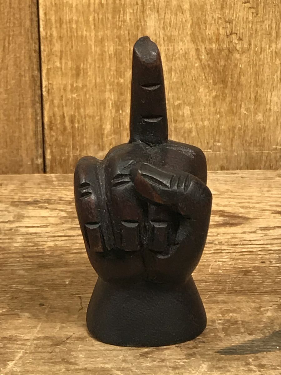 Fuck Sign 中指 灰皿 日本製 ビンテージ Ashtray Fuck Sign 中指 灰皿 日本製 ビンテージ vintage Ceramic Ashtray