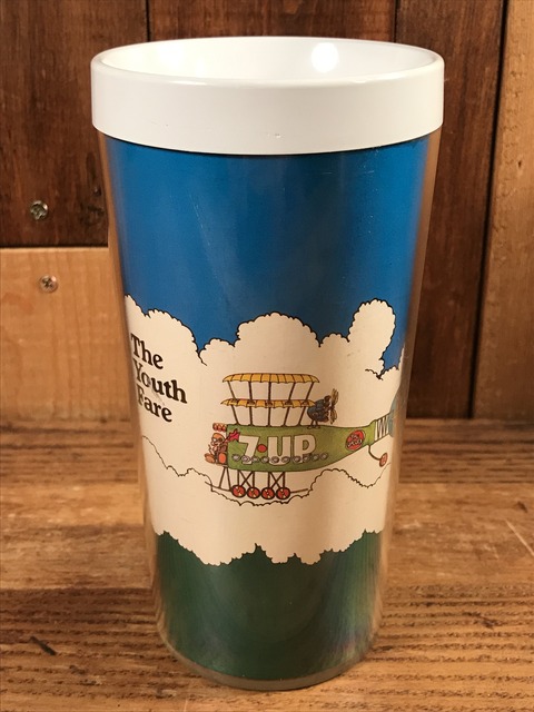 Vintage Thermo-Sew 7up Plastic Tumbler (1)