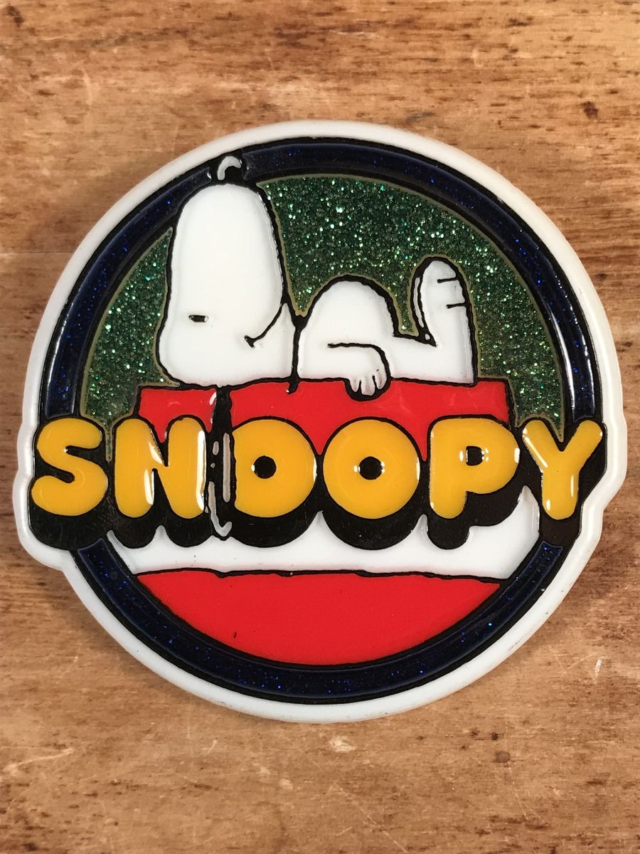 70~90'sスヌーピーの缶バッジ、ピンバッジなどのアイテムを22点 70~90'sスヌーピーの缶バッジ、ピンバッジなどのアイテムを22点