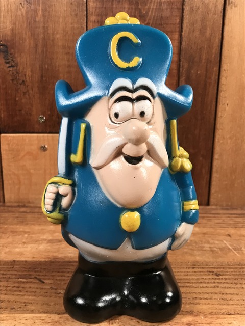 Vintage Cap'n Crunch Coin Bank Doll (1)