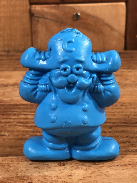 Vintage Cap'n Crunch Plastic Figure (1)