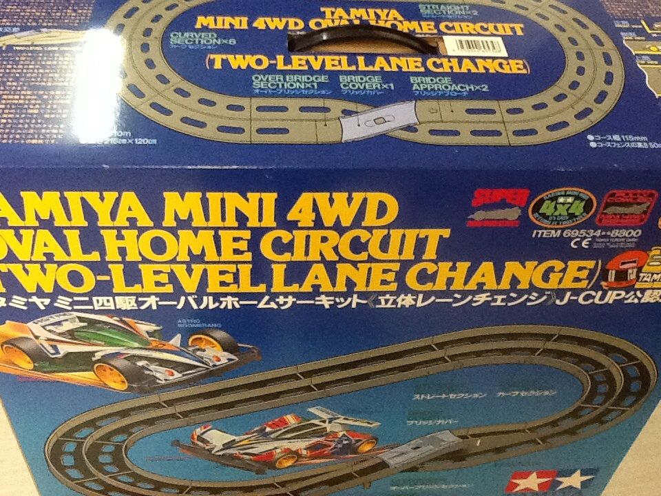 タミヤ ミニ四駆 オーバルホームサーキット立体レーンチェンジ J