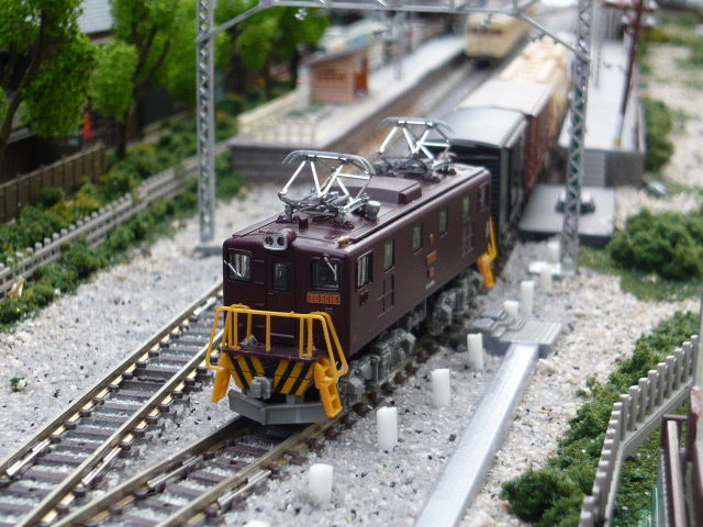 鉄コレ・東武ED5010形とヨ101形（茶色）ようやく整備完了？ : 鉄