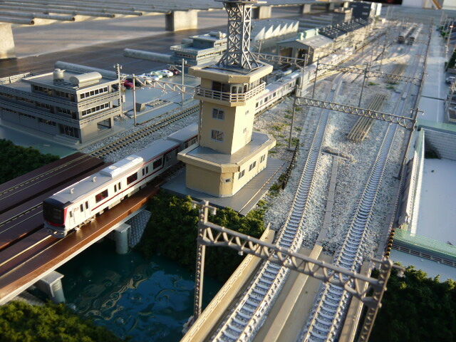 ようやく導入東武70090系ことTHライナー : 鉄・模 ROOM