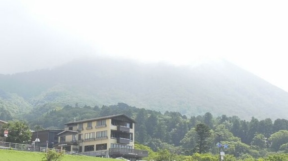 【続報】「木の枝でメガネが割れて視界が悪く下山できない」と通報　2日後、通報場所から約500mの急斜面で発見…死亡　広島県の70代男性