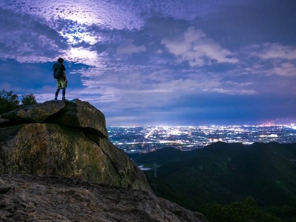 ナイトハイクで人に出くわしたら緊張感ヤバそう