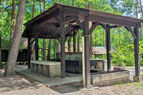 焚火台を炊事場で洗うやつってどのキャンプ場にもいるんだよね