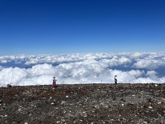 【富士山】弾丸登山が原因じゃなくて素人がいきなり登山するからやらかすんだけどな