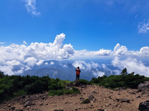 日本の休日制度を何とかしてほしい…週末しか休めない人はよく山趣味を続けてられると感心するよ