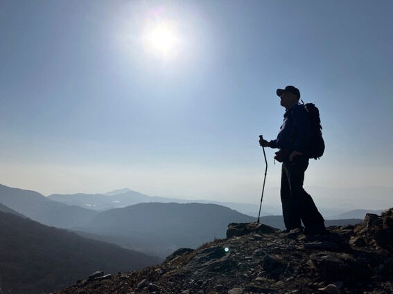 ヤマップが太鼓判！　歩くことに没入できる「カモシカのような不思議な杖」