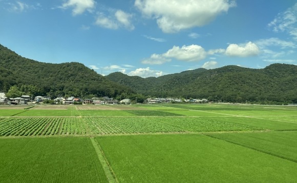 県外人「ここってなにがあるの？」県民ワイ「何もないよ」