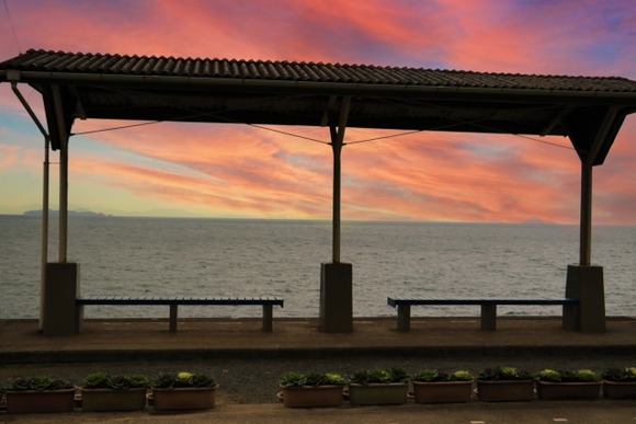 青春18切符「高いです、時間かかります、体力削られます」←こいつが旅の味方面してる理由