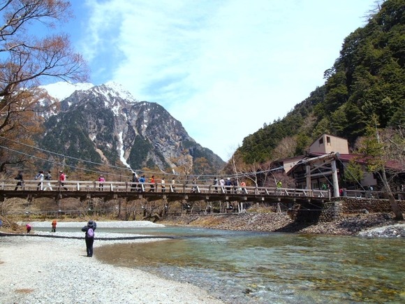 北アルプス経営者ってボロ儲けで笑いが止まらんやろな
