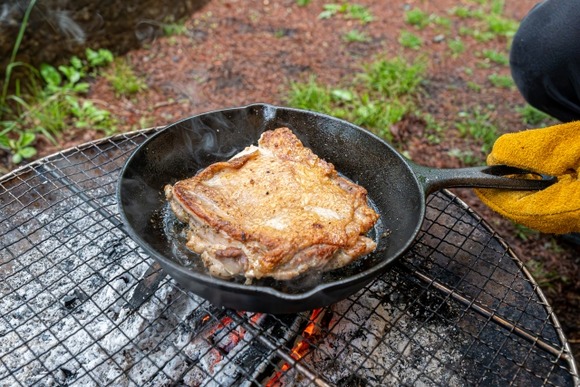 【画像】スキレット買ったったｗｗｗｗｗｗｗｗｗｗｗｗｗｗ