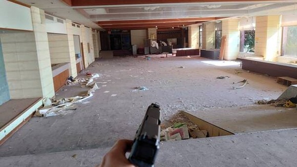 【画像】ワイが伊豆の廃ホテル行ったときの写真貼る