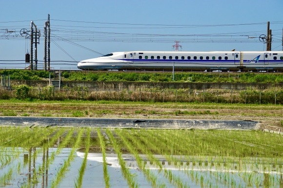 新幹線で移動するワイ「新富士かぁ…この駅いらねえよなぁ…」「掛川かぁ…この駅いらねえよなぁ…」