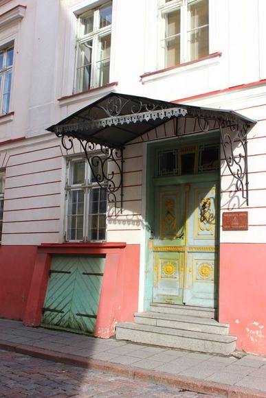 186-4